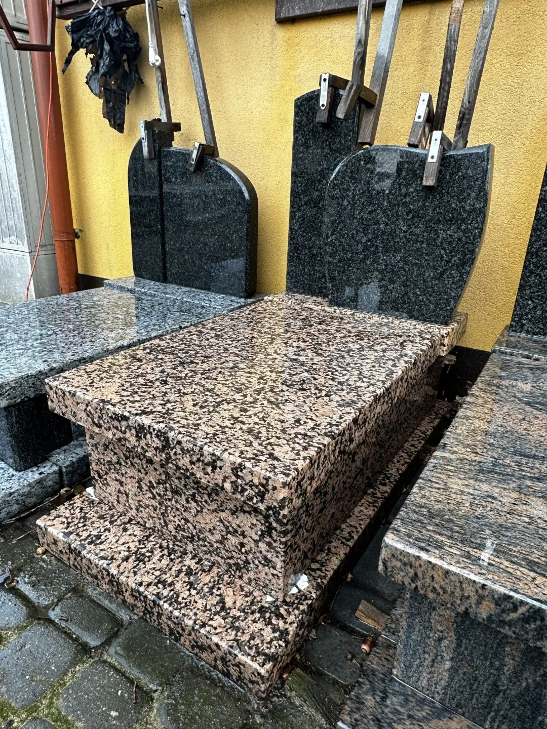 Nagrobki urnowe